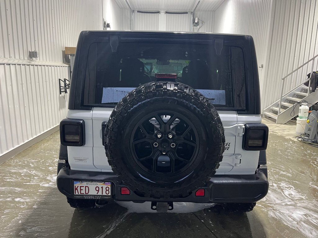 2024 Jeep WRANGLER 4-DOORS SPORT Willys in Grand-Sault and Edmunston, New Brunswick - 6 - w1024h768px