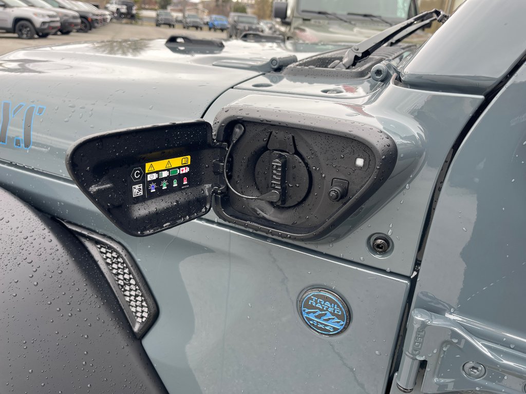 2024  Wrangler 4xe WILLYS in Grand-Sault and Edmunston, New Brunswick - 21 - w1024h768px