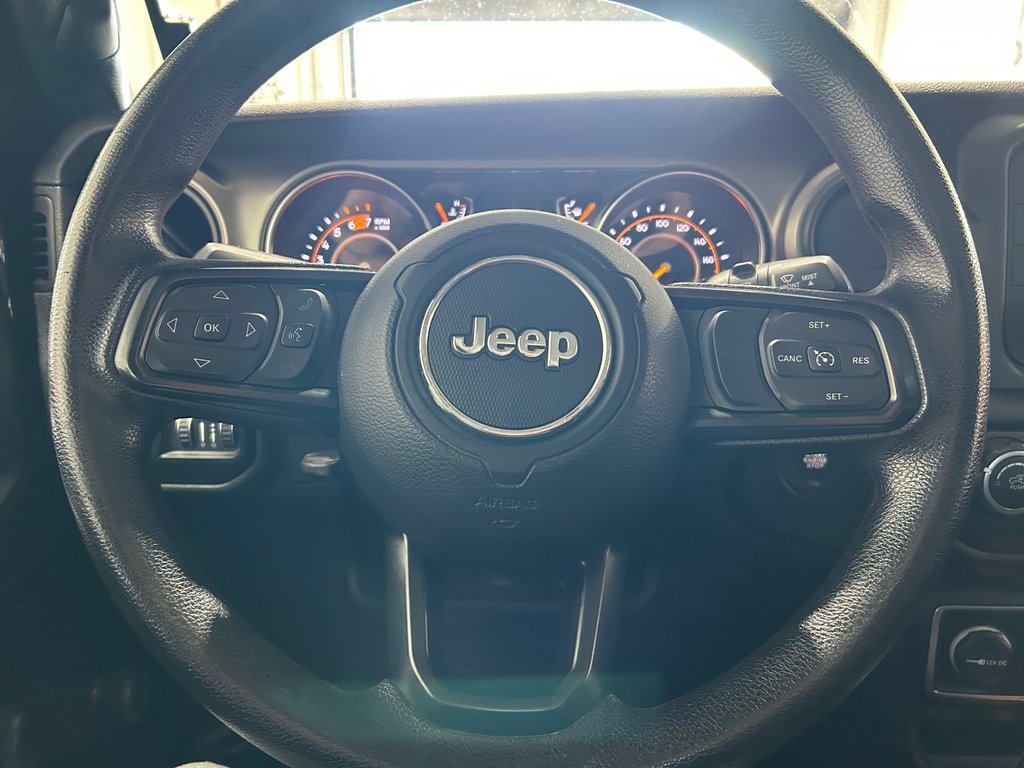 Jeep WRANGLER Sport 2020 à Grand-Sault et Edmunston, Nouveau-Brunswick - 9 - w1024h768px