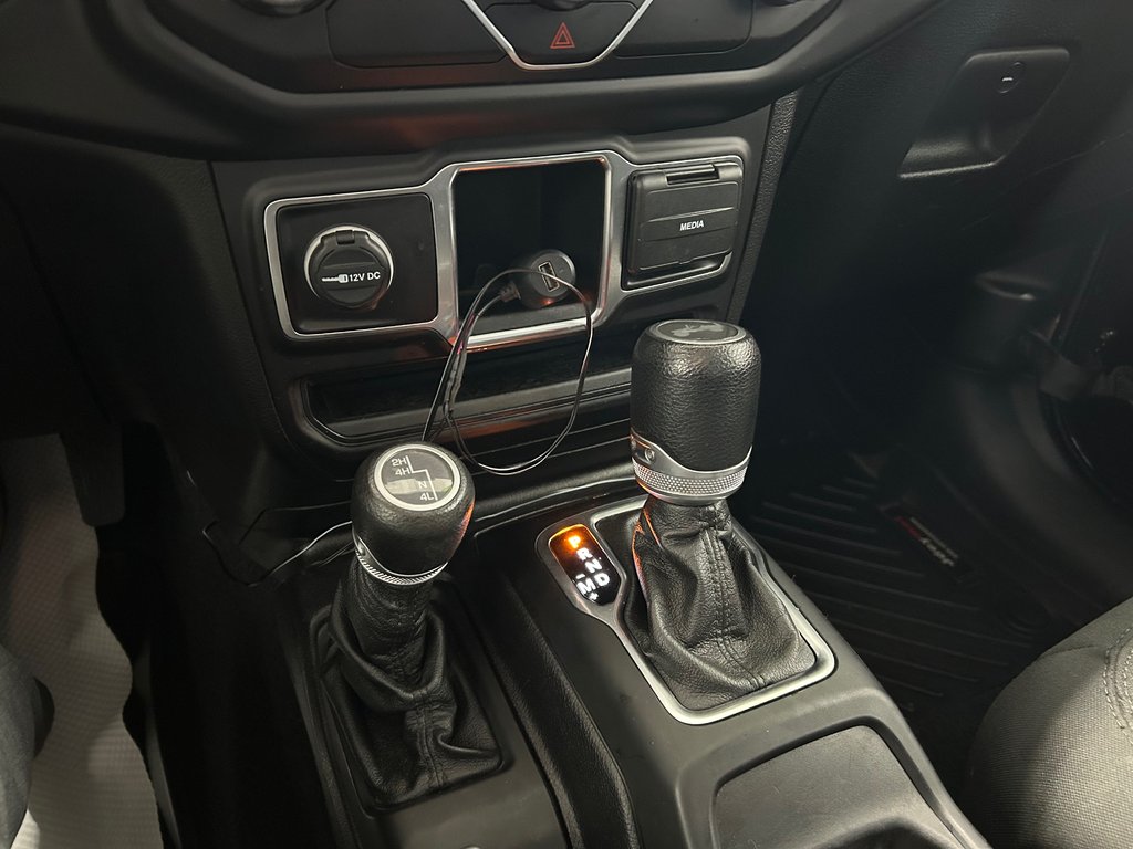 Jeep WRANGLER Sport 2020 à Grand-Sault et Edmunston, Nouveau-Brunswick - 12 - w1024h768px