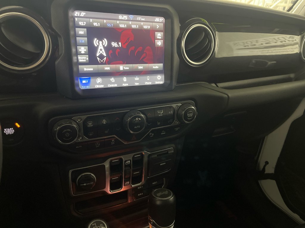 2021 Jeep WRANGLER Unlimited Altitude in Grand-Sault and Edmunston, New Brunswick - 16 - w1024h768px
