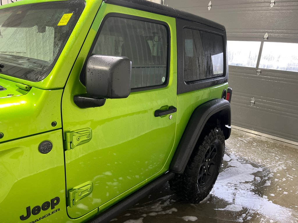 Jeep Wrangler WILLYS 2026 à Grand-Sault et Edmunston, Nouveau-Brunswick - 7 - w1024h768px