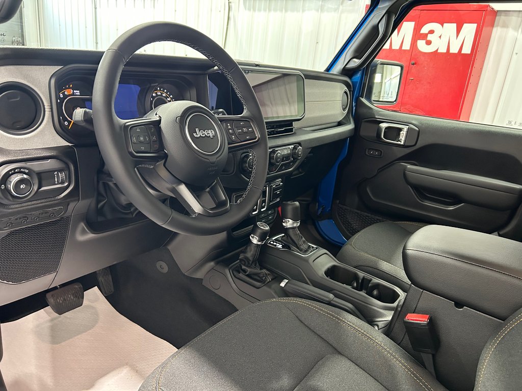 2026 Jeep Wrangler SPORT S in Grand-Sault and Edmunston, New Brunswick - 7 - w1024h768px