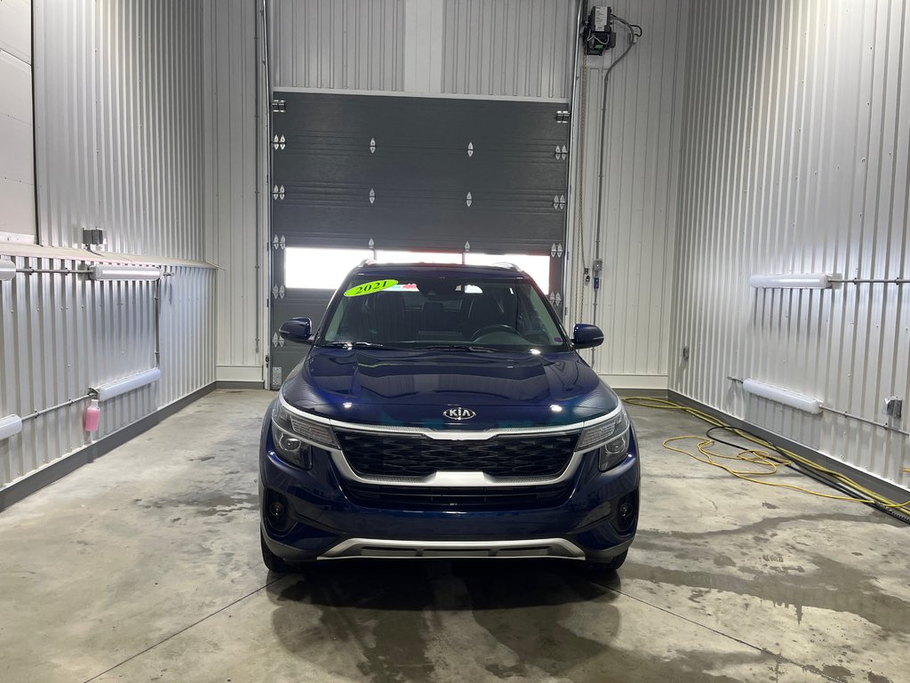 2021 Kia Seltos EX in Grand-Sault and Edmunston, New Brunswick - 2 - w1024h768px