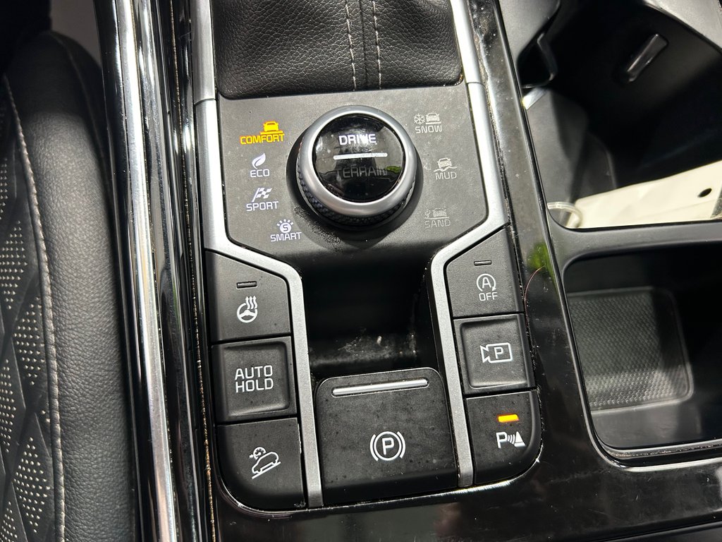 2021 Kia SORENTO SX in Grand-Sault and Edmunston, New Brunswick - 17 - w1024h768px