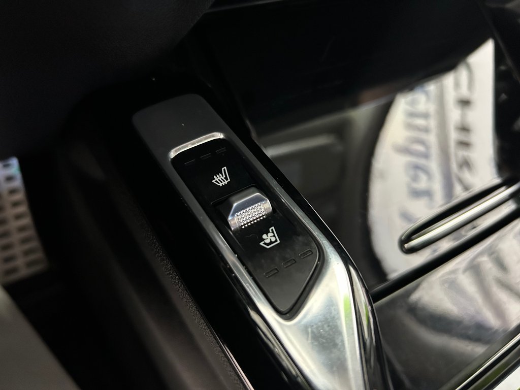 2021 Kia SORENTO SX in Grand-Sault and Edmunston, New Brunswick - 18 - w1024h768px