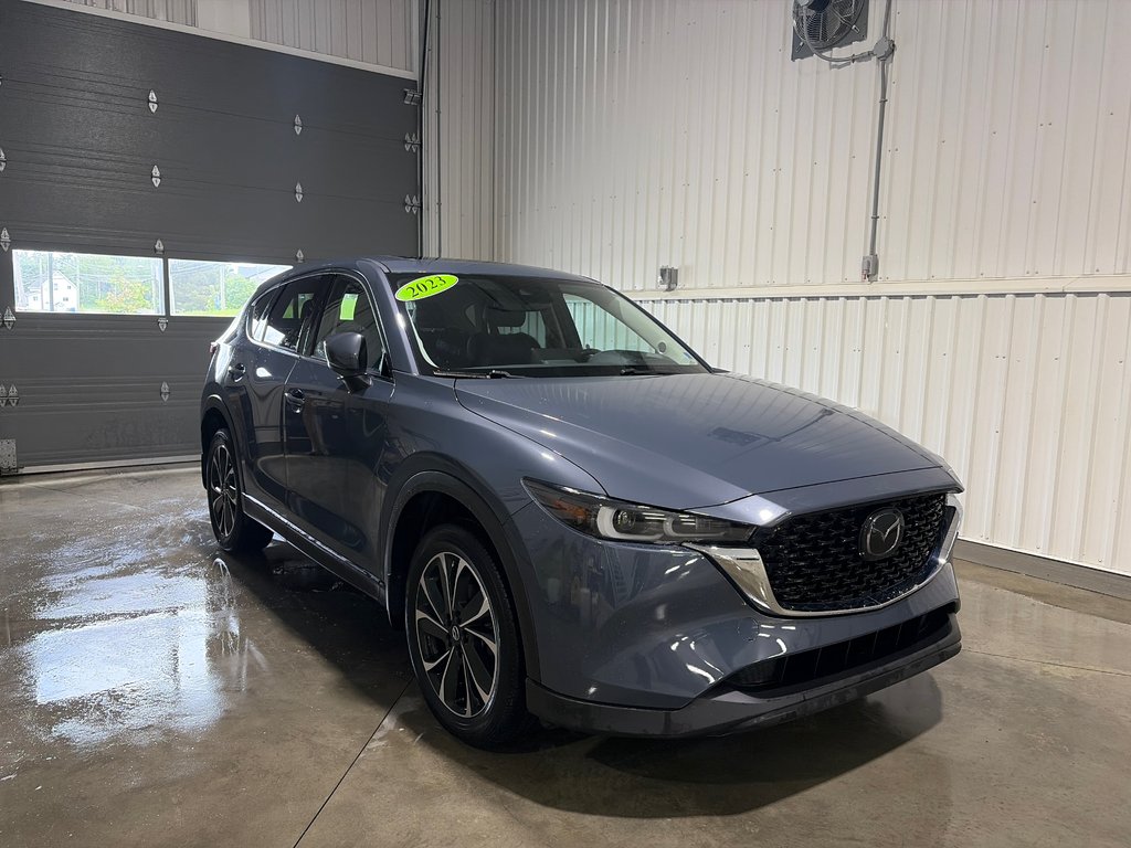 2023 Mazda CX-5 in Grand-Sault and Edmunston, New Brunswick - 3 - w1024h768px