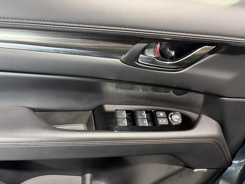 2023 Mazda CX-5 in Grand-Sault and Edmunston, New Brunswick - 11 - w1024h768px