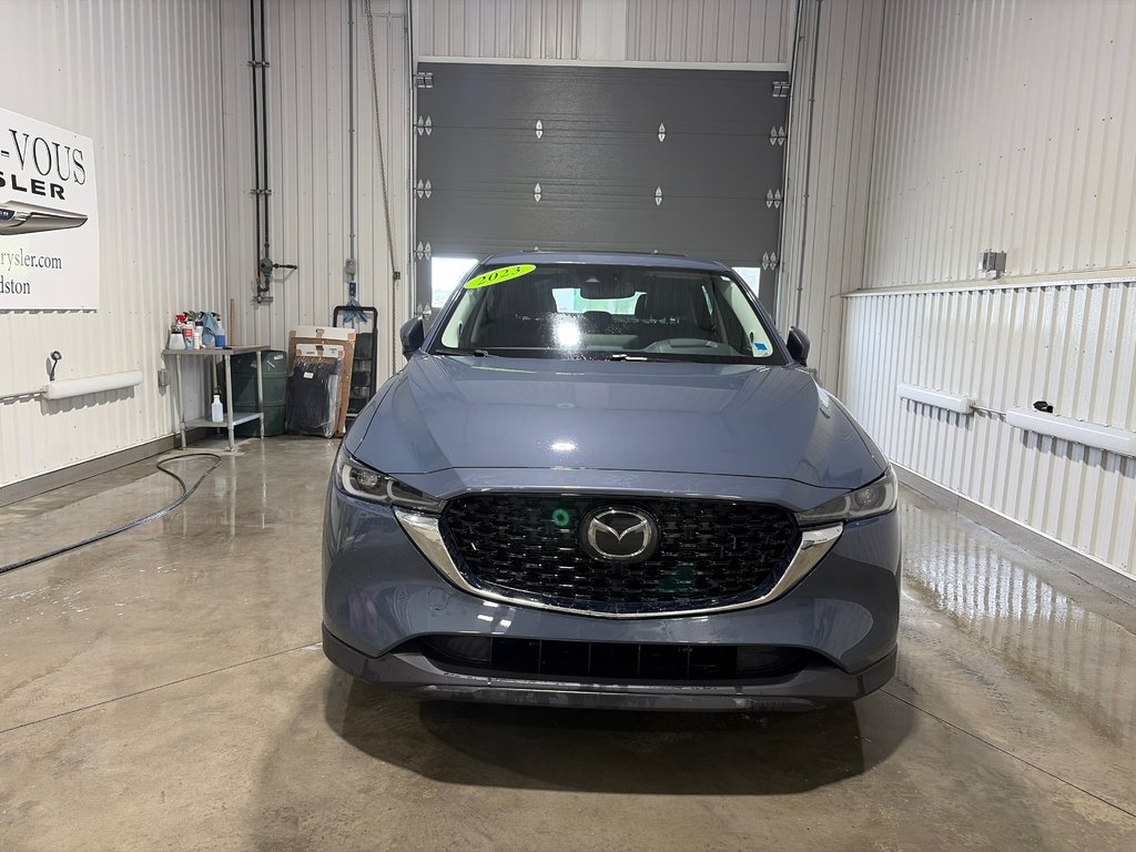 2023 Mazda CX-5 in Grand-Sault and Edmunston, New Brunswick - 2 - w1024h768px