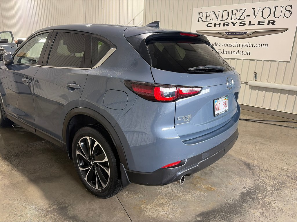 2023 Mazda CX-5 in Grand-Sault and Edmunston, New Brunswick - 6 - w1024h768px