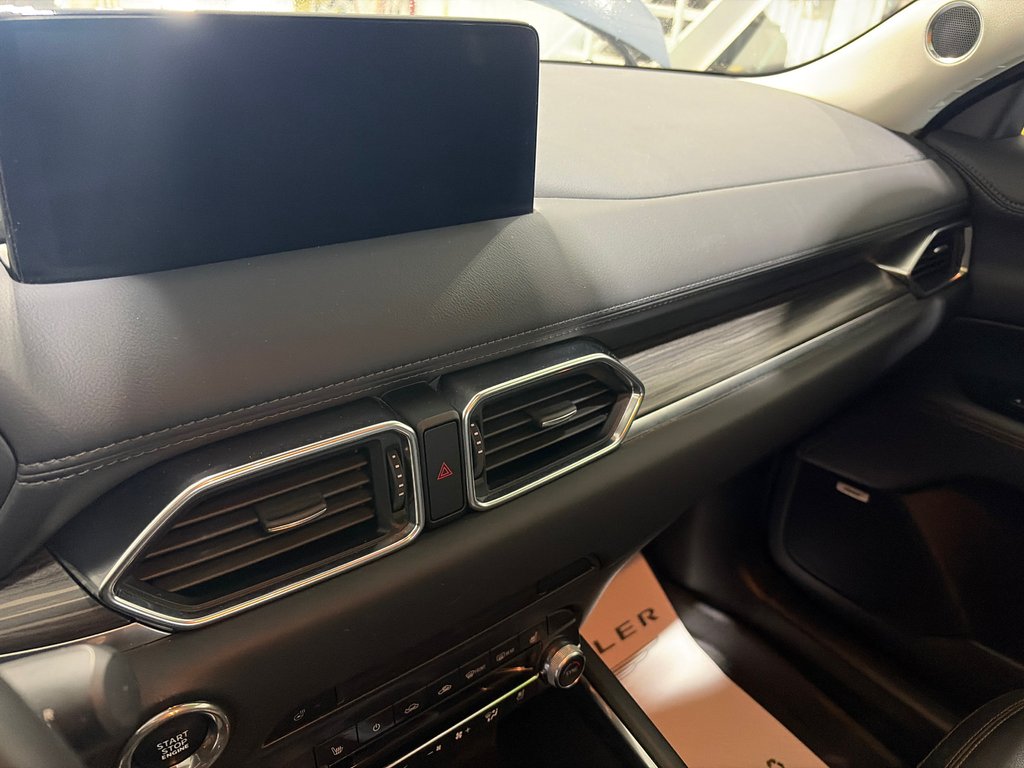 2023 Mazda CX-5 in Grand-Sault and Edmunston, New Brunswick - 17 - w1024h768px