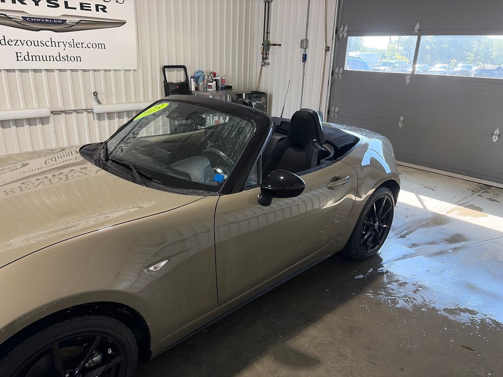 Mazda MIATA  2023 à Grand-Sault et Edmunston, Nouveau-Brunswick - 12 - w1024h768px