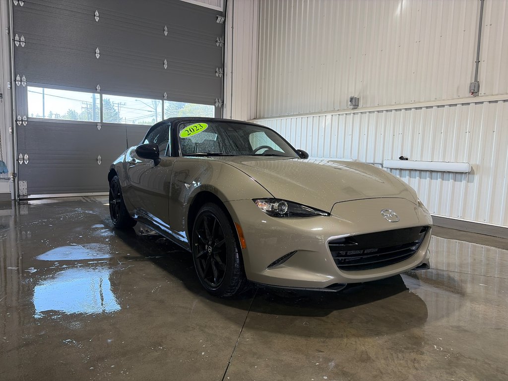 Mazda MIATA  2023 à Grand-Sault et Edmunston, Nouveau-Brunswick - 3 - w1024h768px