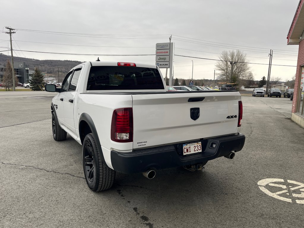 2021 Ram 1500 CLASSIC SLT WARLOCK in Grand-Sault and Edmunston, New Brunswick - 6 - w1024h768px