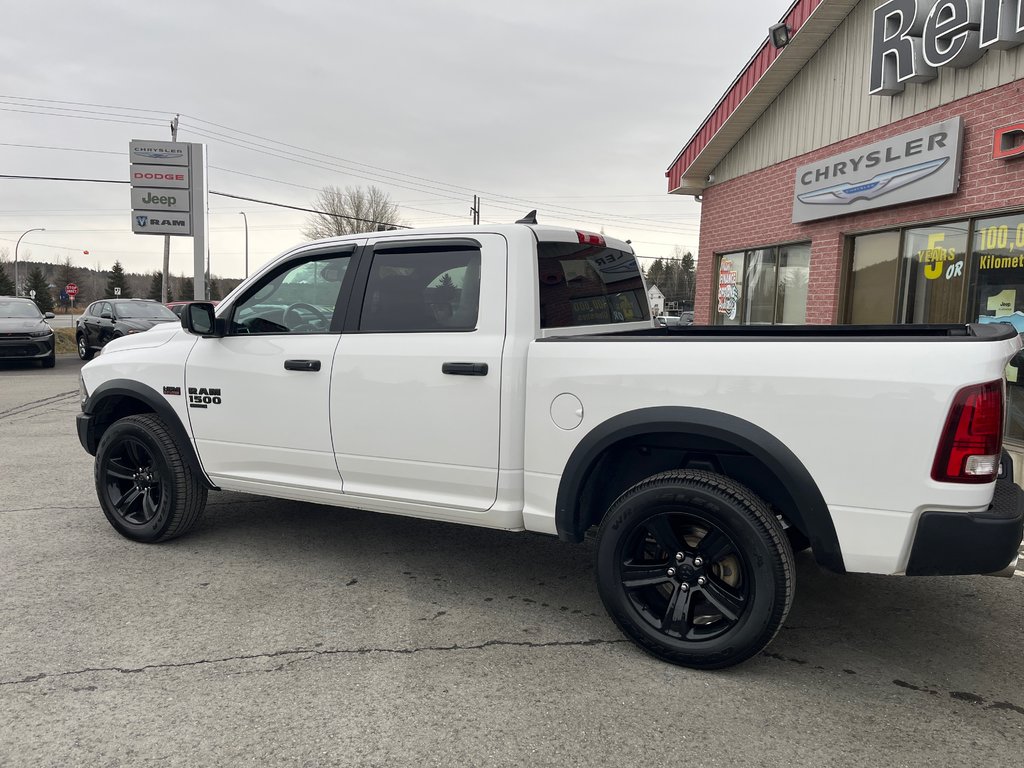 2021 Ram 1500 CLASSIC SLT WARLOCK in Grand-Sault and Edmunston, New Brunswick - 7 - w1024h768px