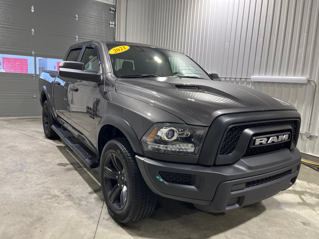 2021 Ram 1500 CLASSIC SLT Warlock in Grand-Sault and Edmunston, New Brunswick - 3 - w1024h768px