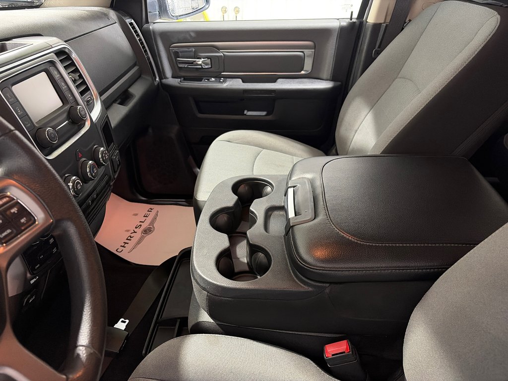 2023 Ram 1500 CLASSIC SLT SLT in Grand-Sault and Edmunston, New Brunswick - 14 - w1024h768px