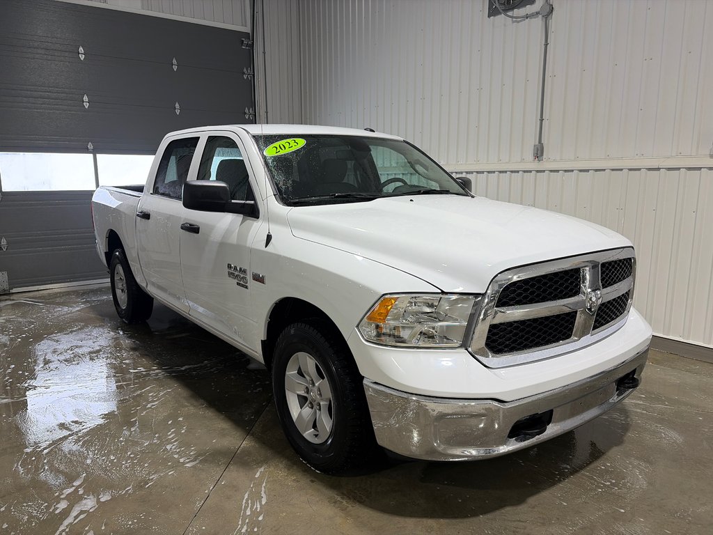 2023 Ram 1500 CLASSIC SLT SLT in Grand-Sault and Edmunston, New Brunswick - 3 - w1024h768px