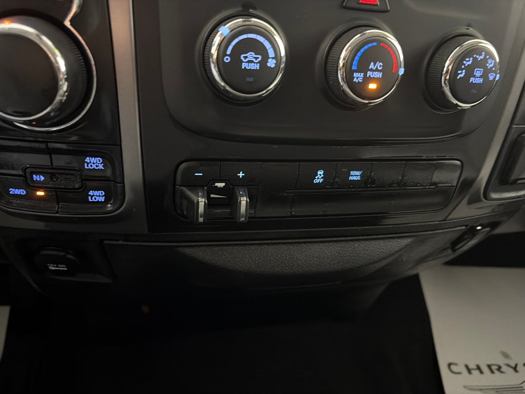 2023 Ram 1500 CLASSIC SLT SLT in Grand-Sault and Edmunston, New Brunswick - 18 - w1024h768px