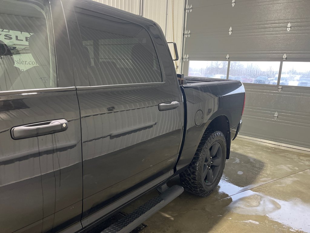 Ram 1500 CLASSIC TRADESMAN Express 2021 à Grand-Sault et Edmunston, Nouveau-Brunswick - 7 - w1024h768px