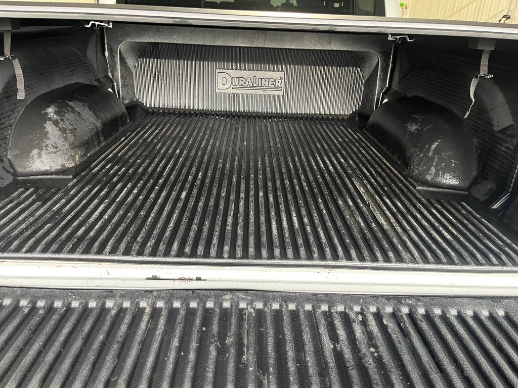 Ram 1500 CLASSIC TRADESMAN Express 2023 à Grand-Sault et Edmunston, Nouveau-Brunswick - 8 - w1024h768px