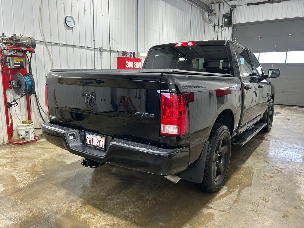 2021 Ram 1500 Classic Express in Grand-Sault and Edmunston, New Brunswick - 4 - w1024h768px