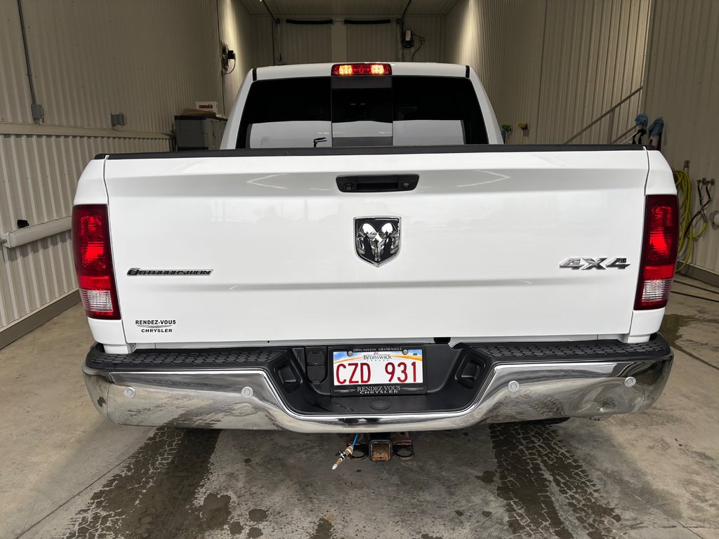 2018 Ram 1500 SLT Outdoorsman in Grand-Sault and Edmunston, New Brunswick - 14 - w1024h768px