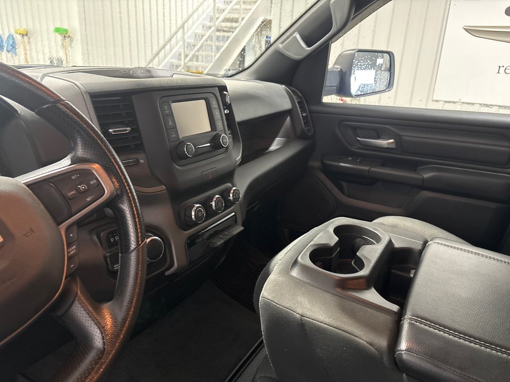 Ram 1500 TRADESMAN Tradesman 2022 à Grand-Sault et Edmunston, Nouveau-Brunswick - 8 - w1024h768px