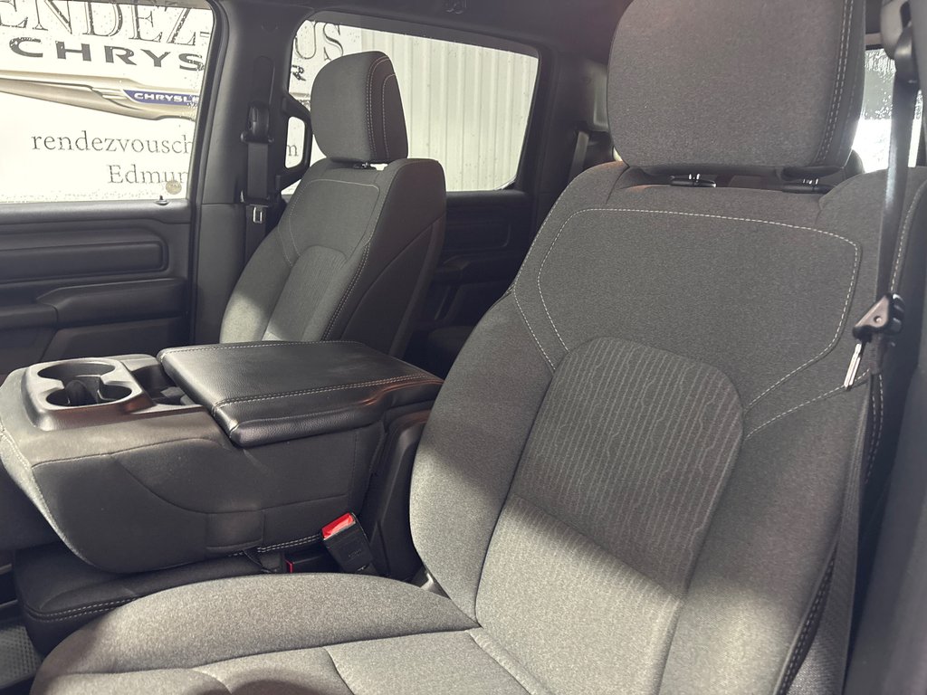 Ram 1500 TRADESMAN Tradesman 2022 à Grand-Sault et Edmunston, Nouveau-Brunswick - 7 - w1024h768px