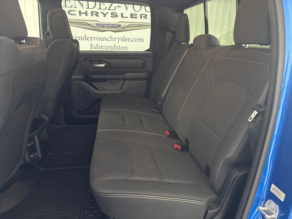 Ram 1500 TRADESMAN Tradesman 2022 à Grand-Sault et Edmunston, Nouveau-Brunswick - 6 - w1024h768px