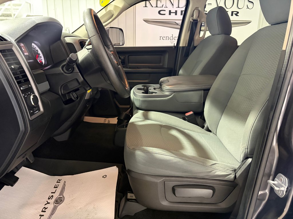 2014 Ram 1500 ST in Grand-Sault and Edmunston, New Brunswick - 9 - w1024h768px