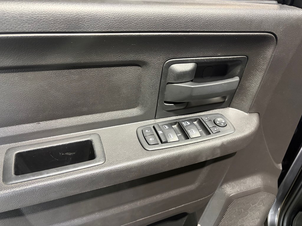 2014 Ram 1500 ST in Grand-Sault and Edmunston, New Brunswick - 8 - w1024h768px