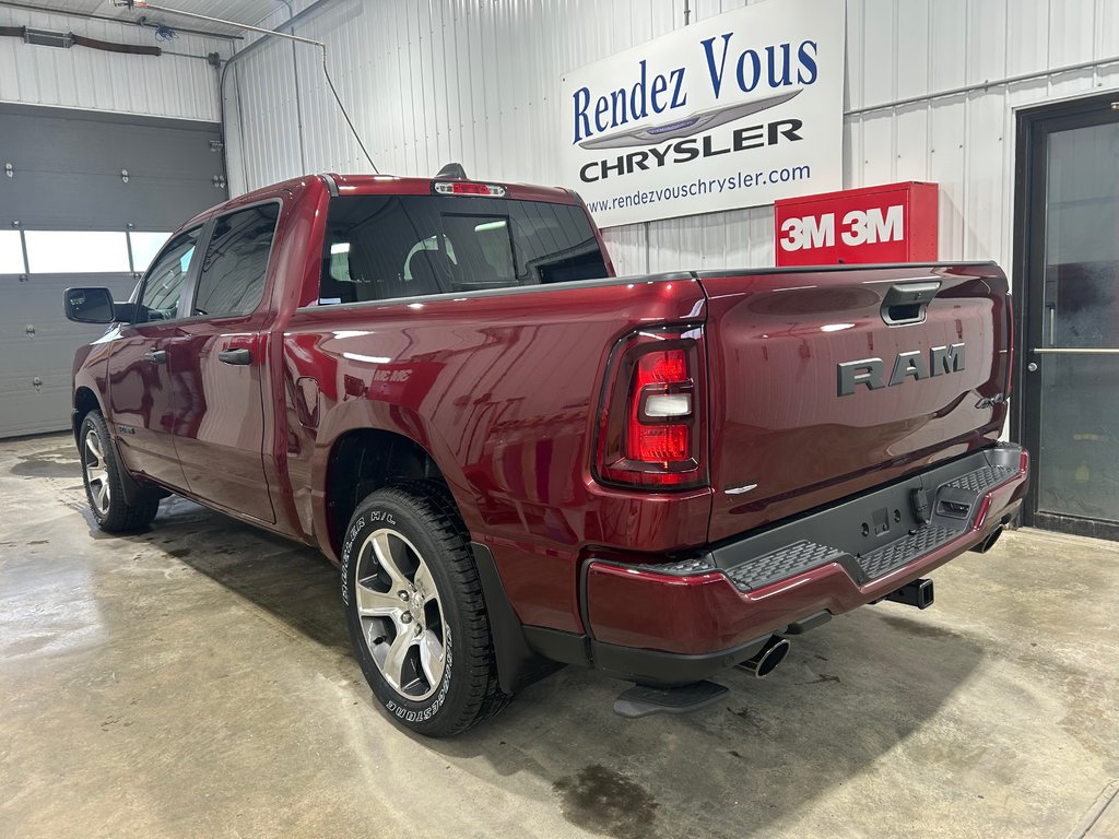 2025 Ram 1500 TRADESMAN in Grand-Sault and Edmunston, New Brunswick - 6 - w1024h768px