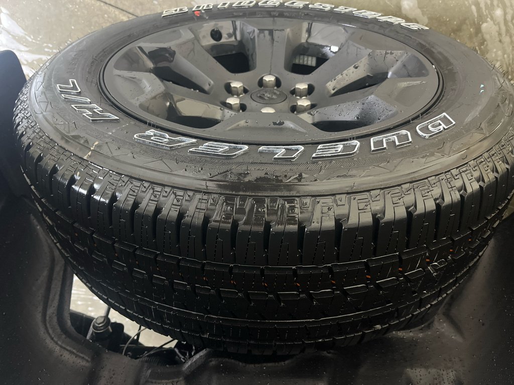 2025 Ram 1500 TRADESMAN in Grand-Sault and Edmunston, New Brunswick - 19 - w1024h768px