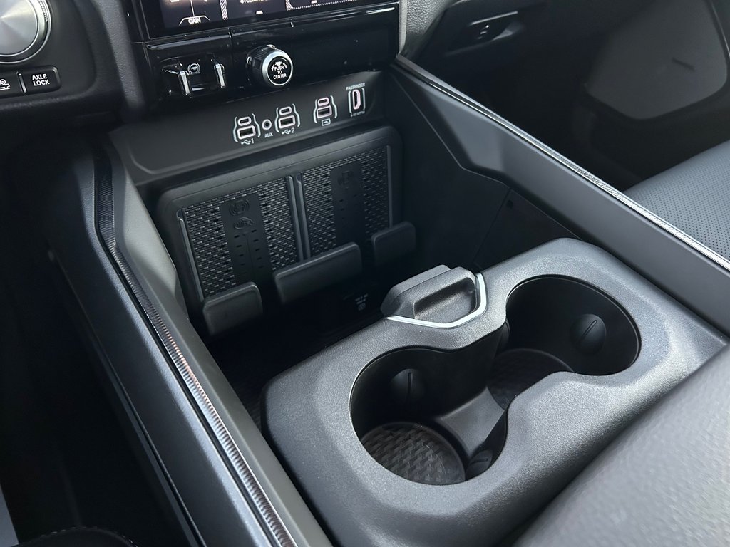 2025 Ram 1500 REBEL in Grand-Sault and Edmunston, New Brunswick - 13 - w1024h768px