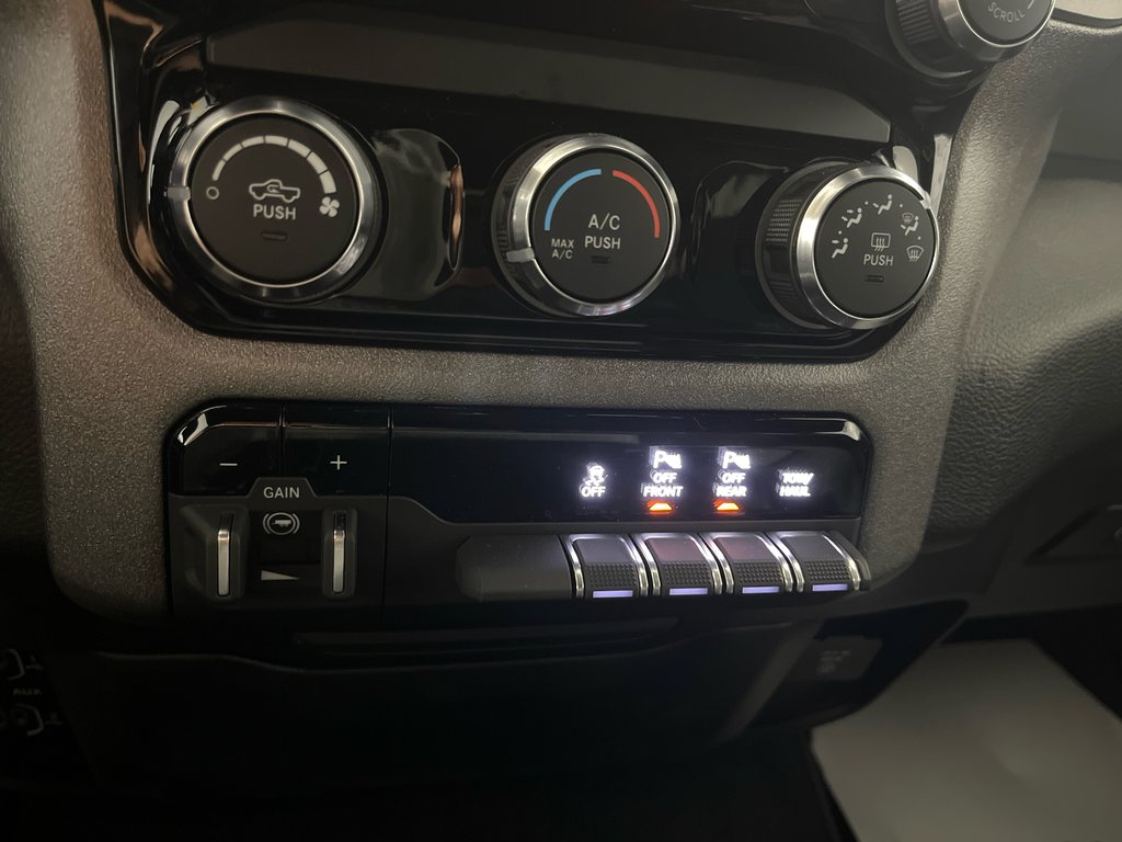 2026 Ram 1500 WARLOCK in Grand-Sault and Edmunston, New Brunswick - 19 - w1024h768px