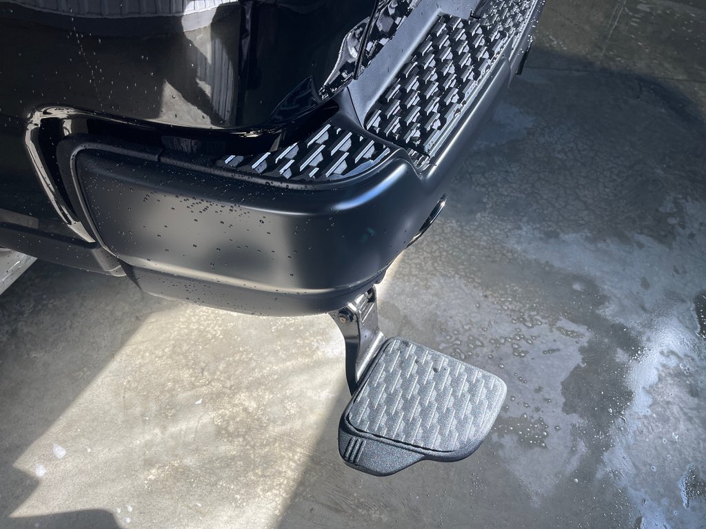 2026 Ram 1500 WARLOCK in Grand-Sault and Edmunston, New Brunswick - 9 - w1024h768px