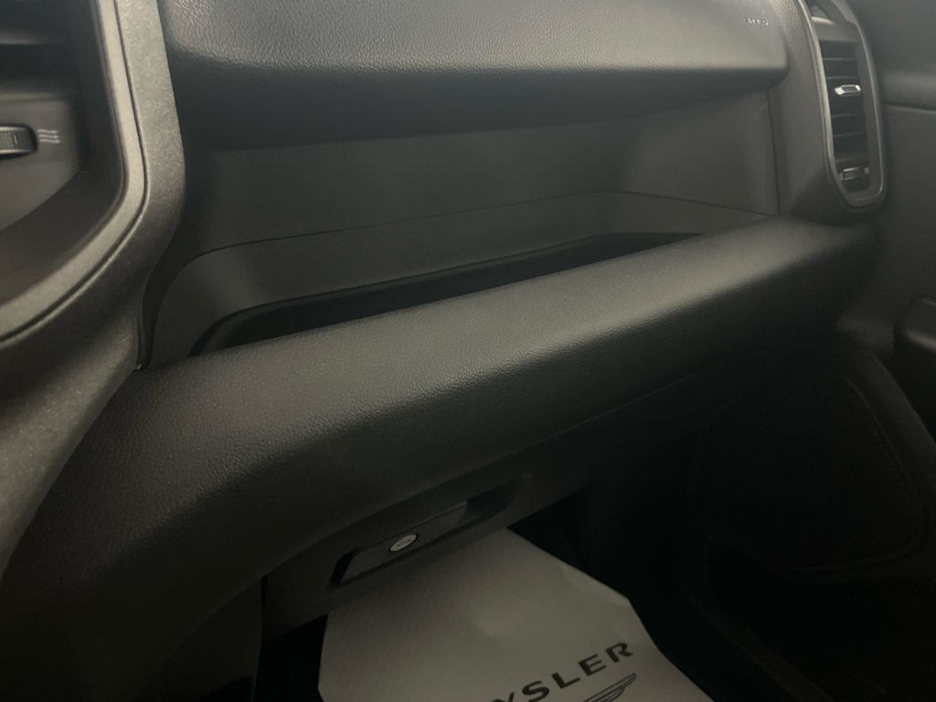 2026 Ram 1500 WARLOCK in Grand-Sault and Edmunston, New Brunswick - 18 - w1024h768px