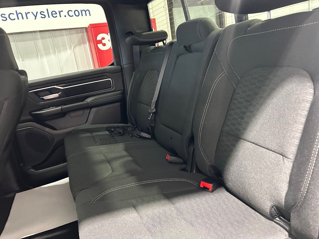 2026 Ram 1500 BIG HORN in Grand-Sault and Edmunston, New Brunswick - 8 - w1024h768px