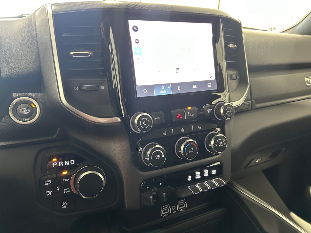 2026 Ram 1500 BIG HORN in Grand-Sault and Edmunston, New Brunswick - 11 - w1024h768px