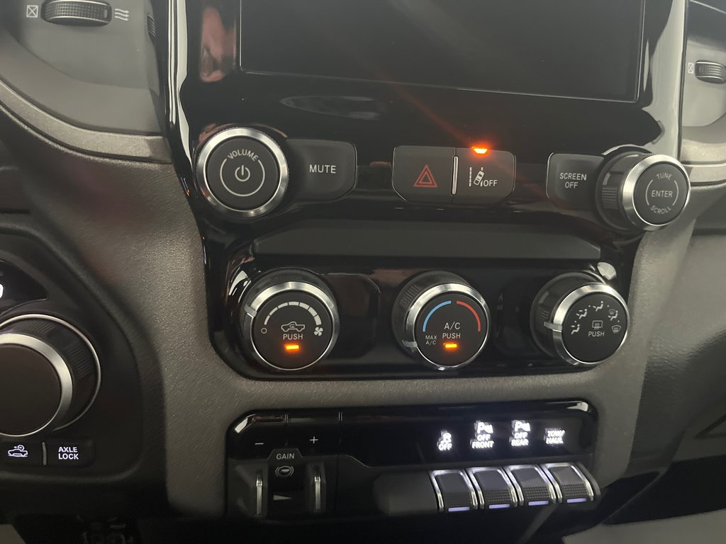 Ram 1500 WARLOCK 2026 à Grand-Sault et Edmunston, Nouveau-Brunswick - 17 - w1024h768px