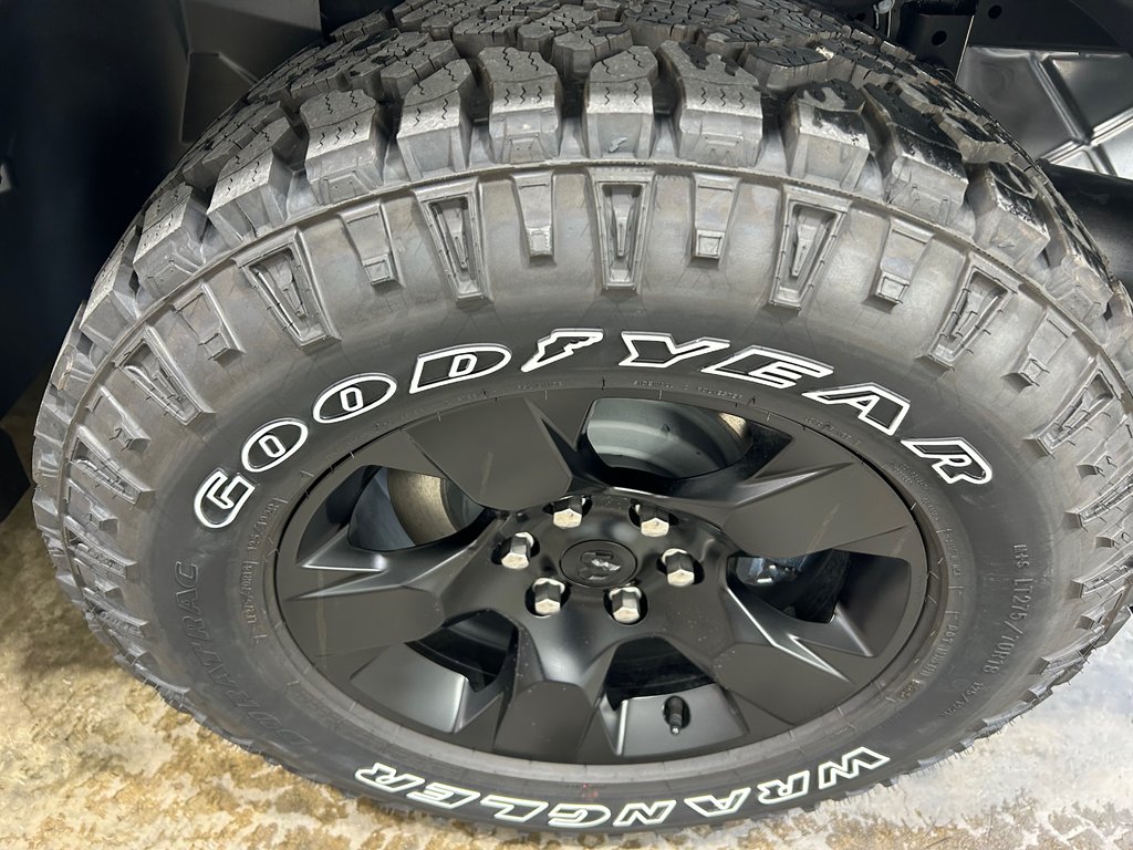 2026 Ram 1500 WARLOCK in Grand-Sault and Edmunston, New Brunswick - 7 - w1024h768px