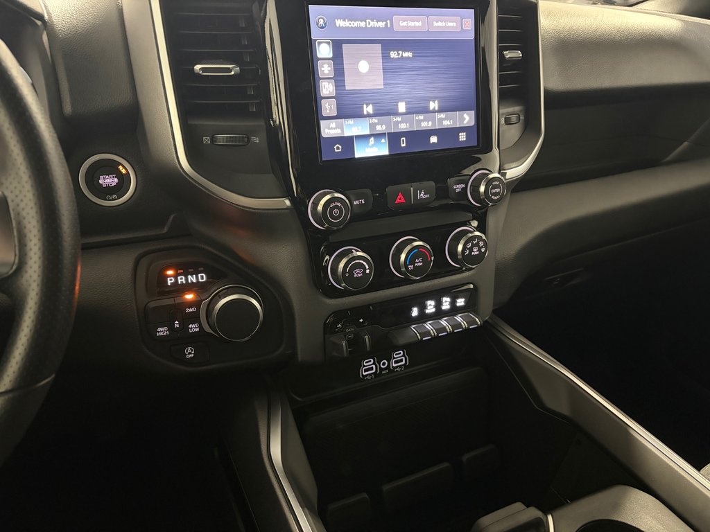 2026 Ram 1500 EXPRESS in Grand-Sault and Edmunston, New Brunswick - 13 - w1024h768px