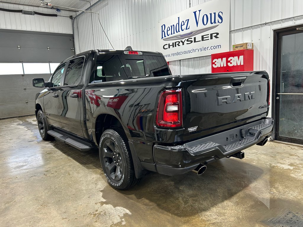 2026 Ram 1500 EXPRESS in Grand-Sault and Edmunston, New Brunswick - 6 - w1024h768px