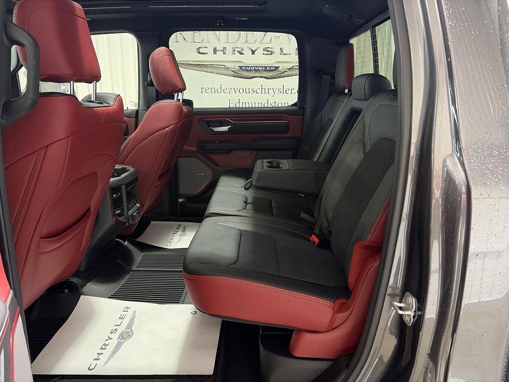 Ram 1500 REBEL 2026 à Grand-Sault et Edmunston, Nouveau-Brunswick - 11 - w1024h768px