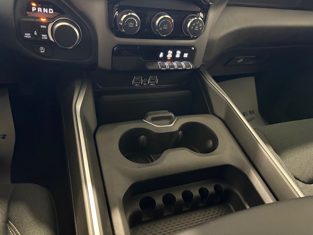 2026 Ram 1500 EXPRESS in Grand-Sault and Edmunston, New Brunswick - 29 - w1024h768px