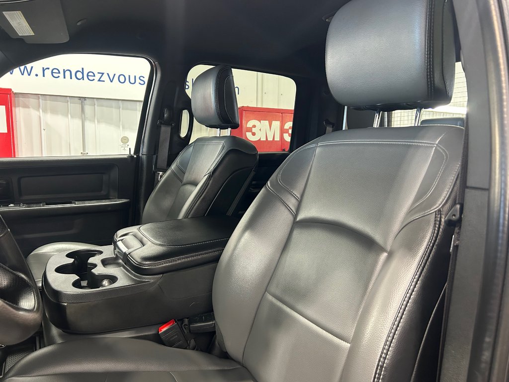 2022 Ram 2500 Tradesman in Grand-Sault and Edmunston, New Brunswick - 9 - w1024h768px