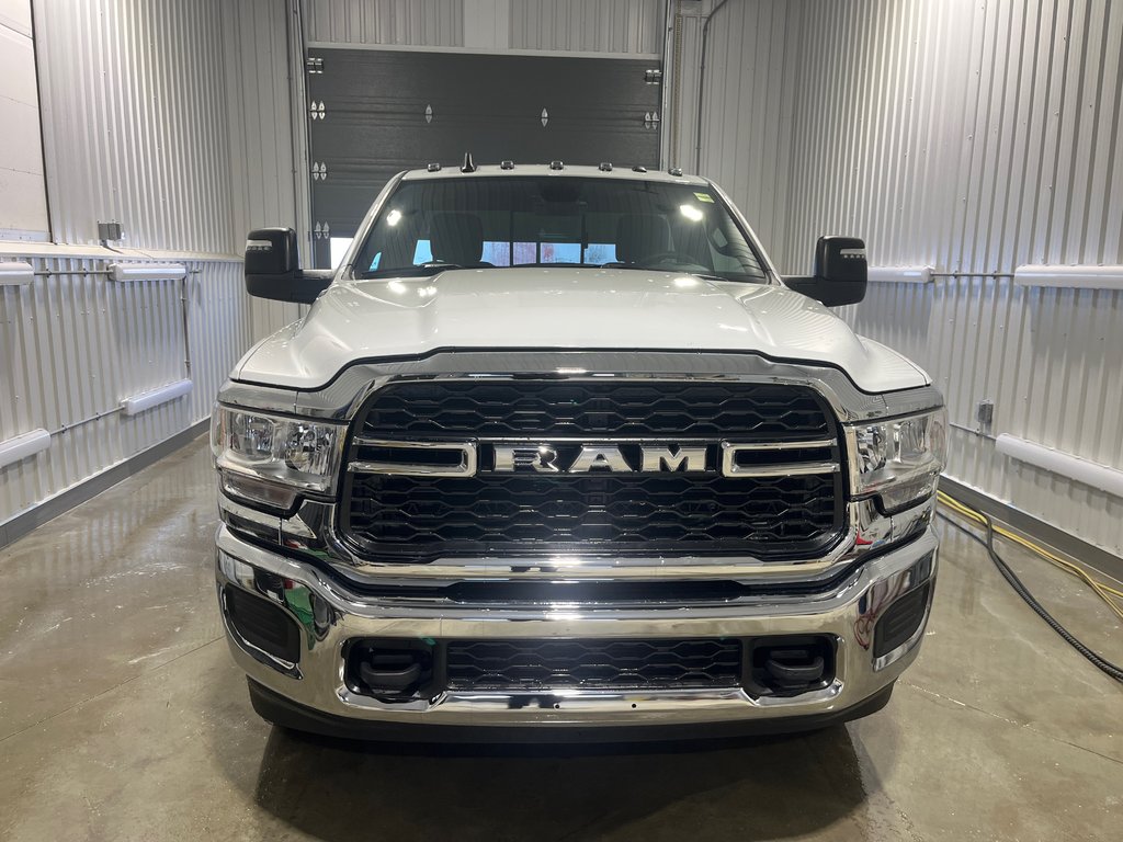 Ram 2500 TRADESMAN 2024 à Grand-Sault et Edmunston, Nouveau-Brunswick - 2 - w1024h768px