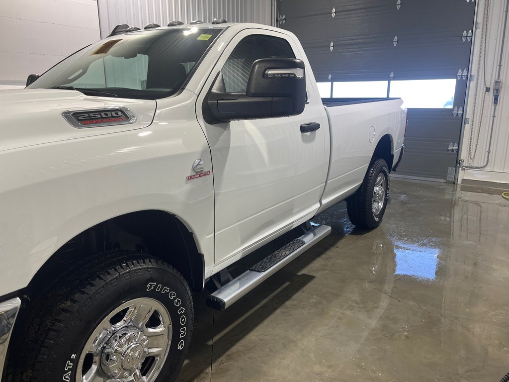 Ram 2500 TRADESMAN 2024 à Grand-Sault et Edmunston, Nouveau-Brunswick - 8 - w1024h768px