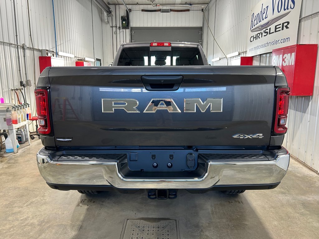 2025 Ram 2500 TRADESMAN in Grand-Sault and Edmunston, New Brunswick - 5 - w1024h768px